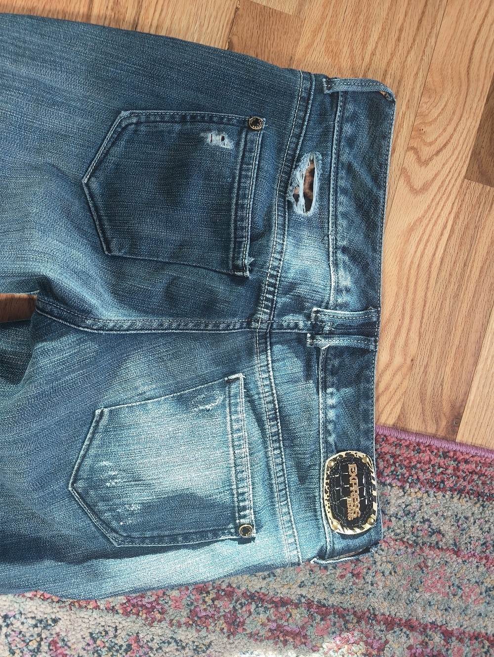 Express Low Rise Bootcut Jeans - Picture 9 of 9